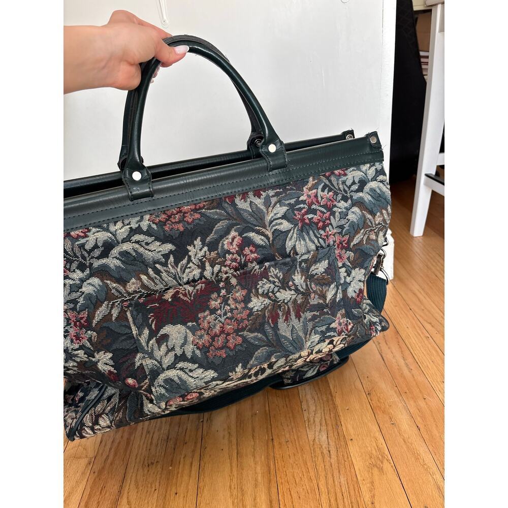 Atlantic Vintage Floral Tapestry Rolling Garment Bag Carry Suiter Travel Luggage - Picture 10 of 16